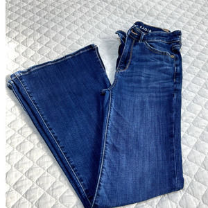 American Eagle Size 4 Flare Jeans